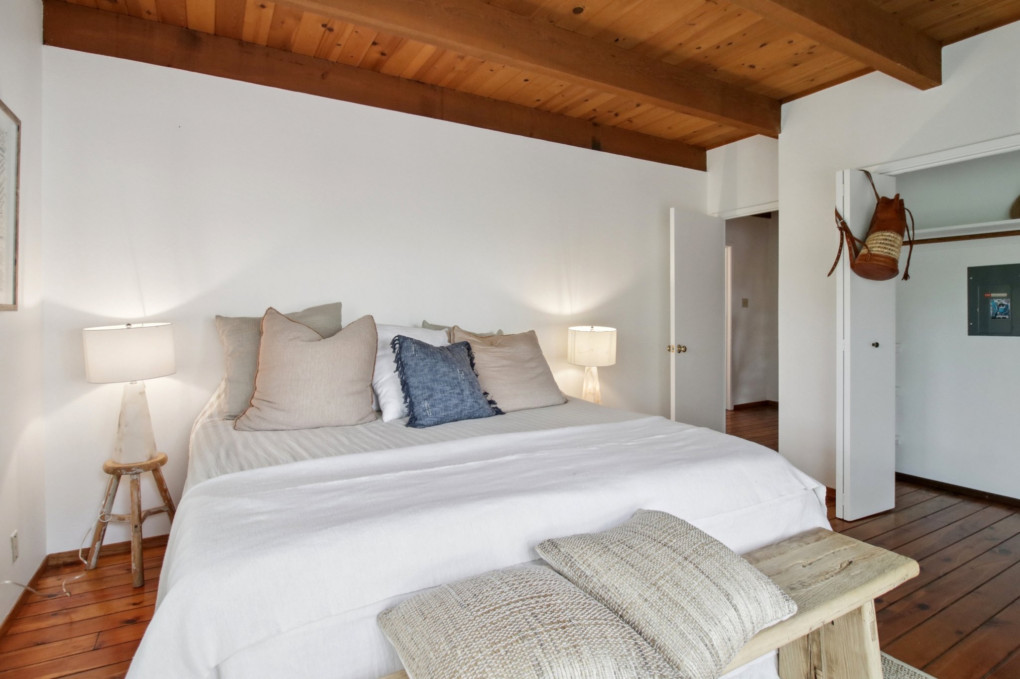 Fair Dr-S3103-032.jpg