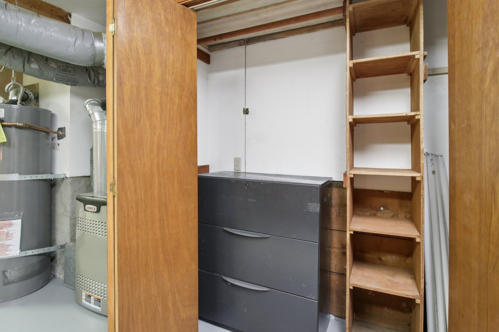 Fair Dr-S3103-036.jpg