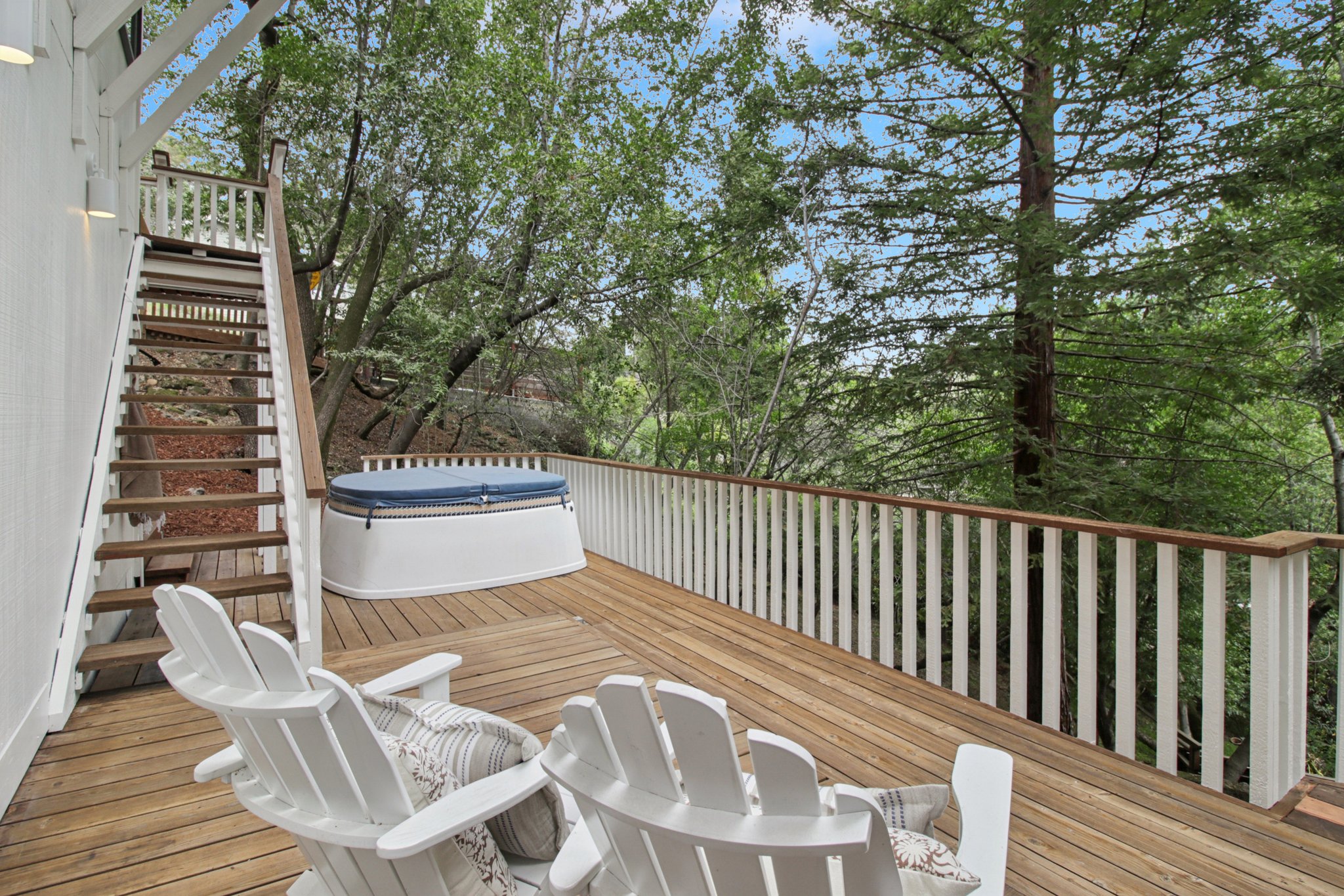 Fair Dr-S3103-043.jpg