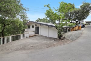 Fair Dr-S3103-007.jpg