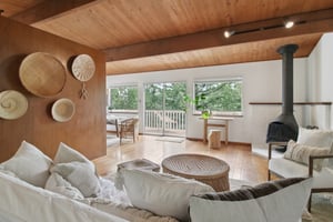 Fair Dr-S3103-016.jpg