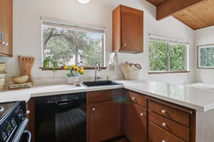 Fair Dr-S3103-021.jpg