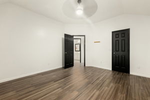  Photo 36