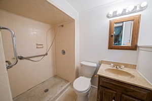  Photo 37