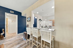 008_F8_34 Harbour Isle Dr W 204