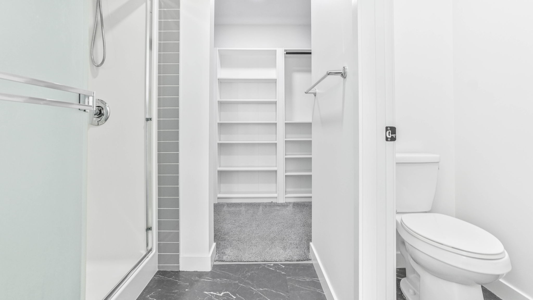  Photo 49