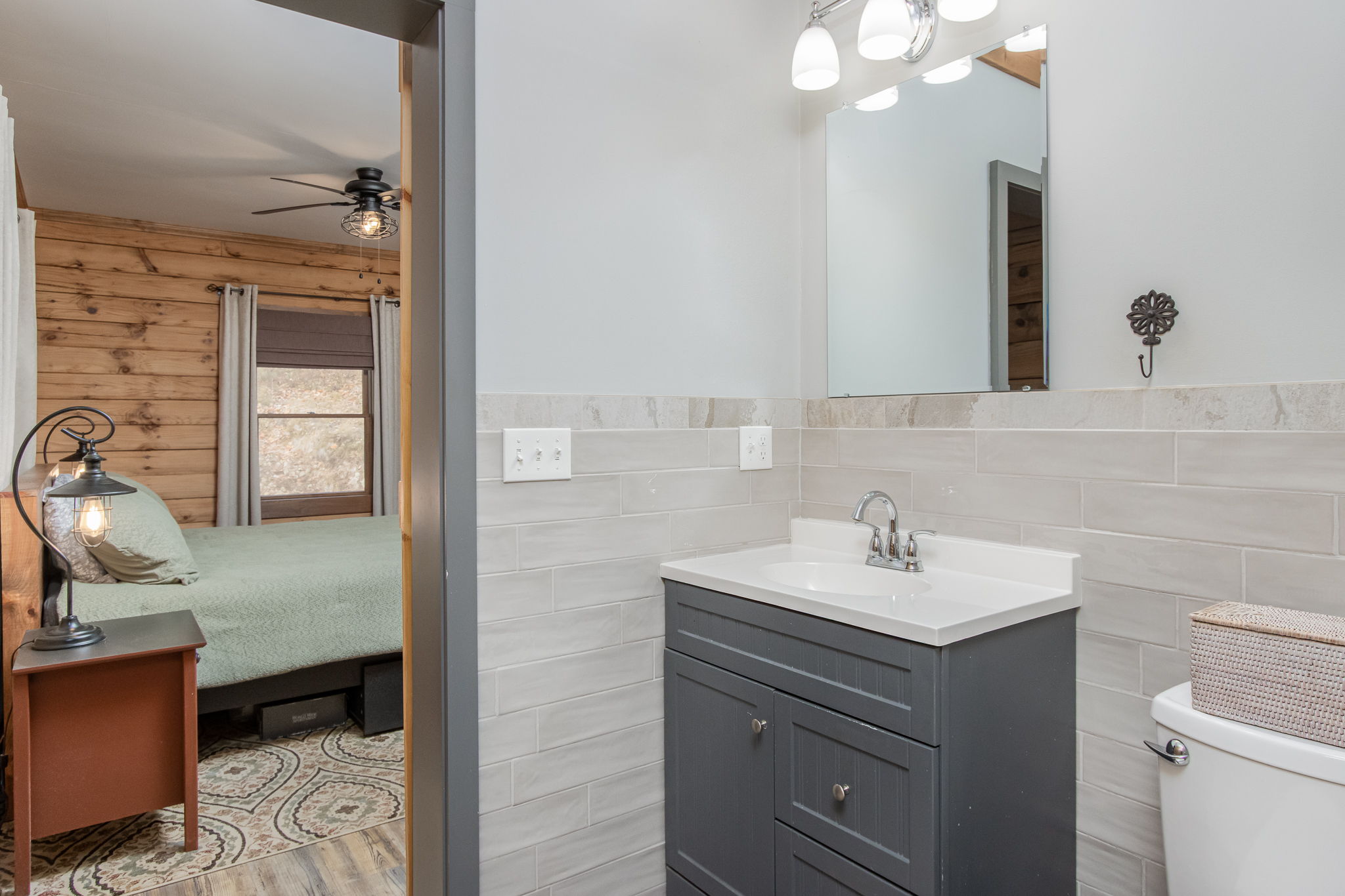 BedroomPrimaryBath-2