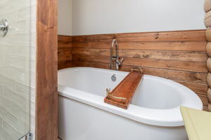 BedroomPrimaryBath-3