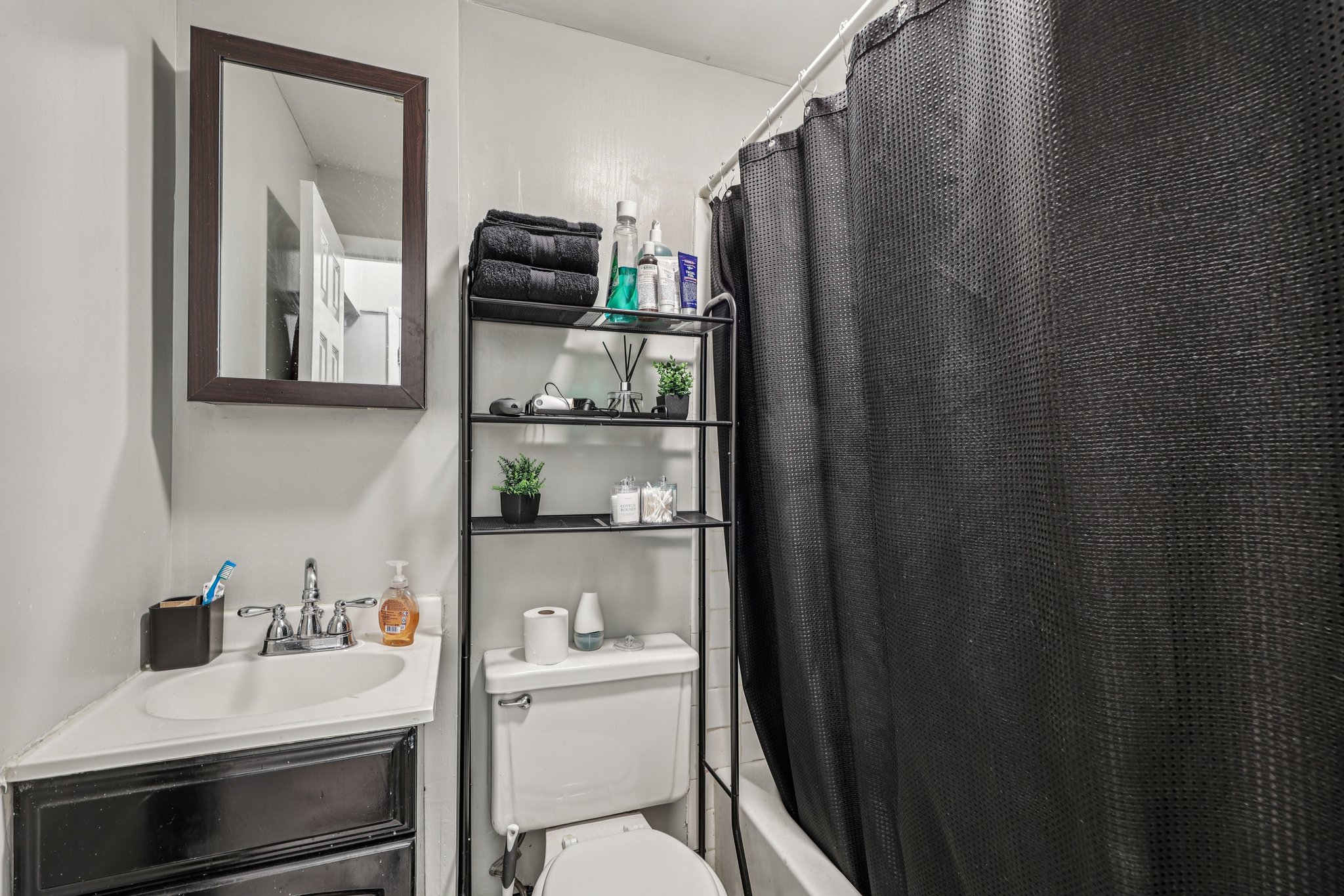 34 Madison Ave 3 Jersey City-S3001-059.jpg