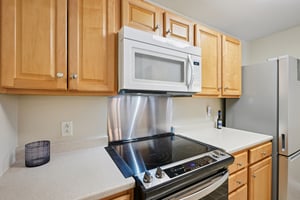 Meeting House Ln-S0801-015.jpg