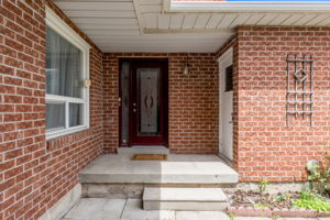 Front Entry Detail