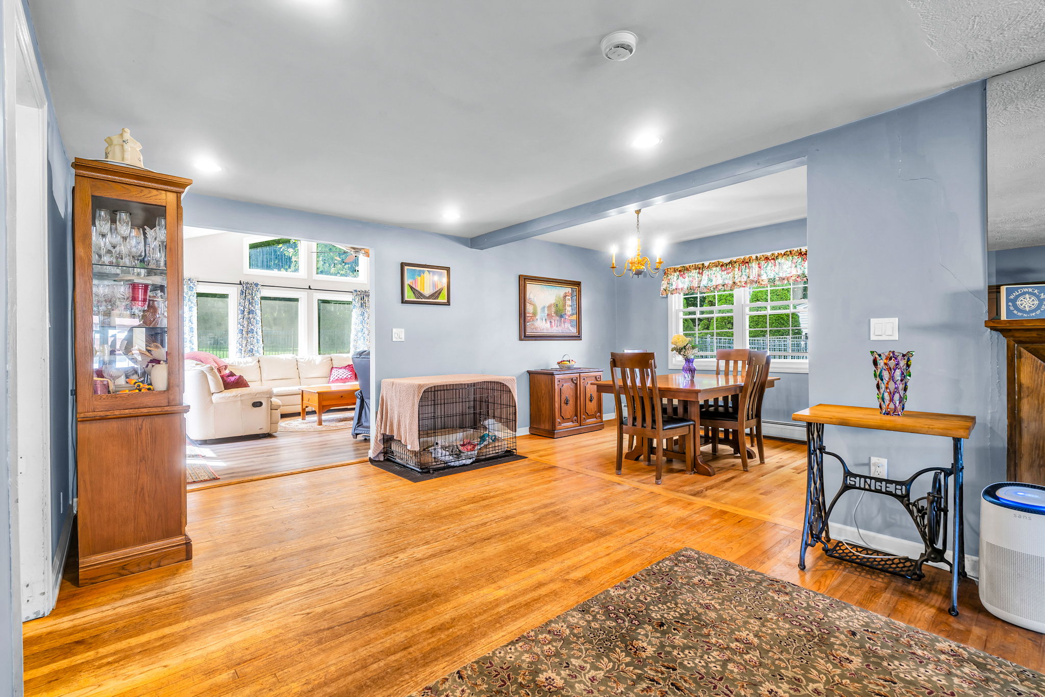Living Room/Dining Room