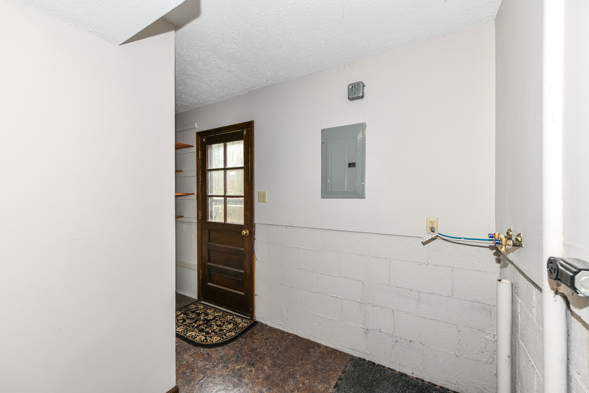  Photo 41