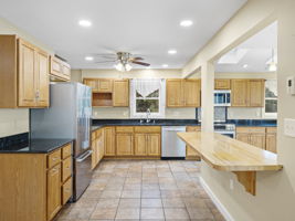 34 W Shore Dr, Ashburnham, MA 21