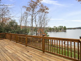 34 W Shore Dr, Ashburnham, MA 37