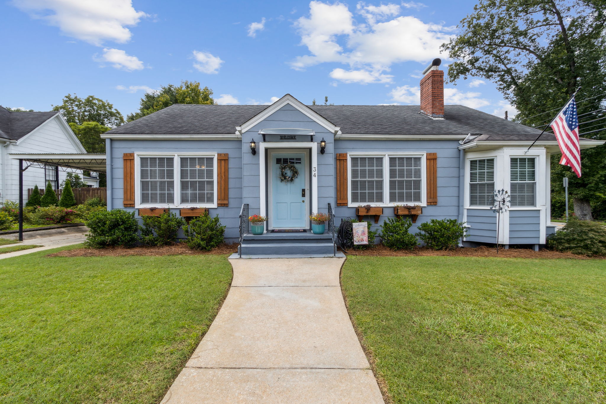Welcome to 34 West Stephens Street