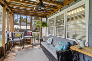 Screened-in Porch