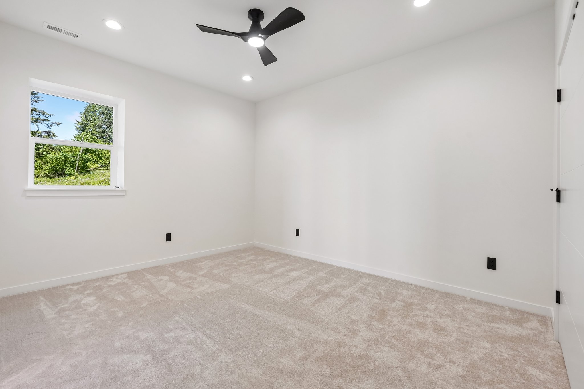 Anderson Dr-S1706-055.jpg