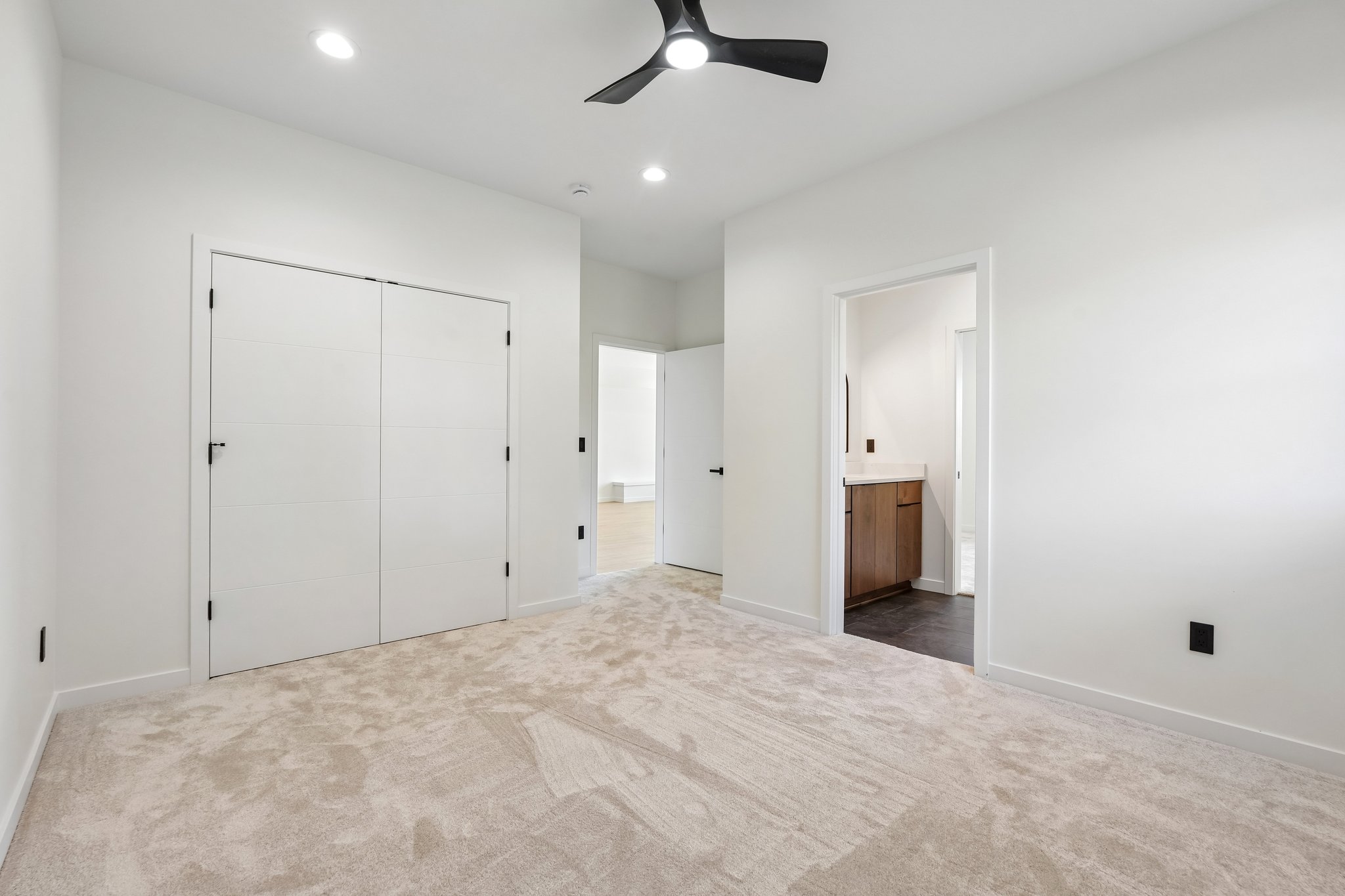 Anderson Dr-S1706-056.jpg