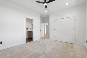 Anderson Dr-S1706-053.jpg