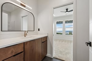 Anderson Dr-S1706-057.jpg