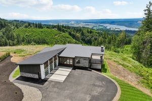 Anderson Dr-S1706-101.jpg