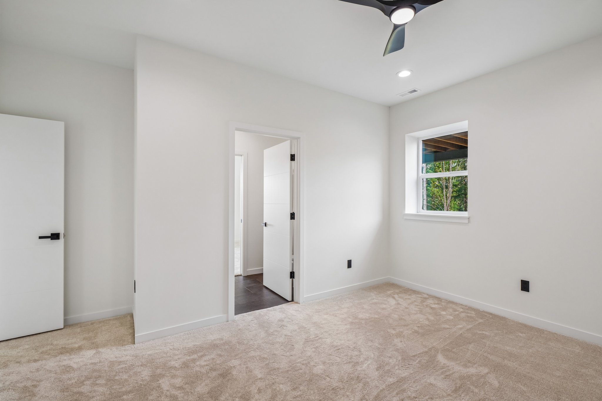 Anderson Dr-S1209-064.jpg