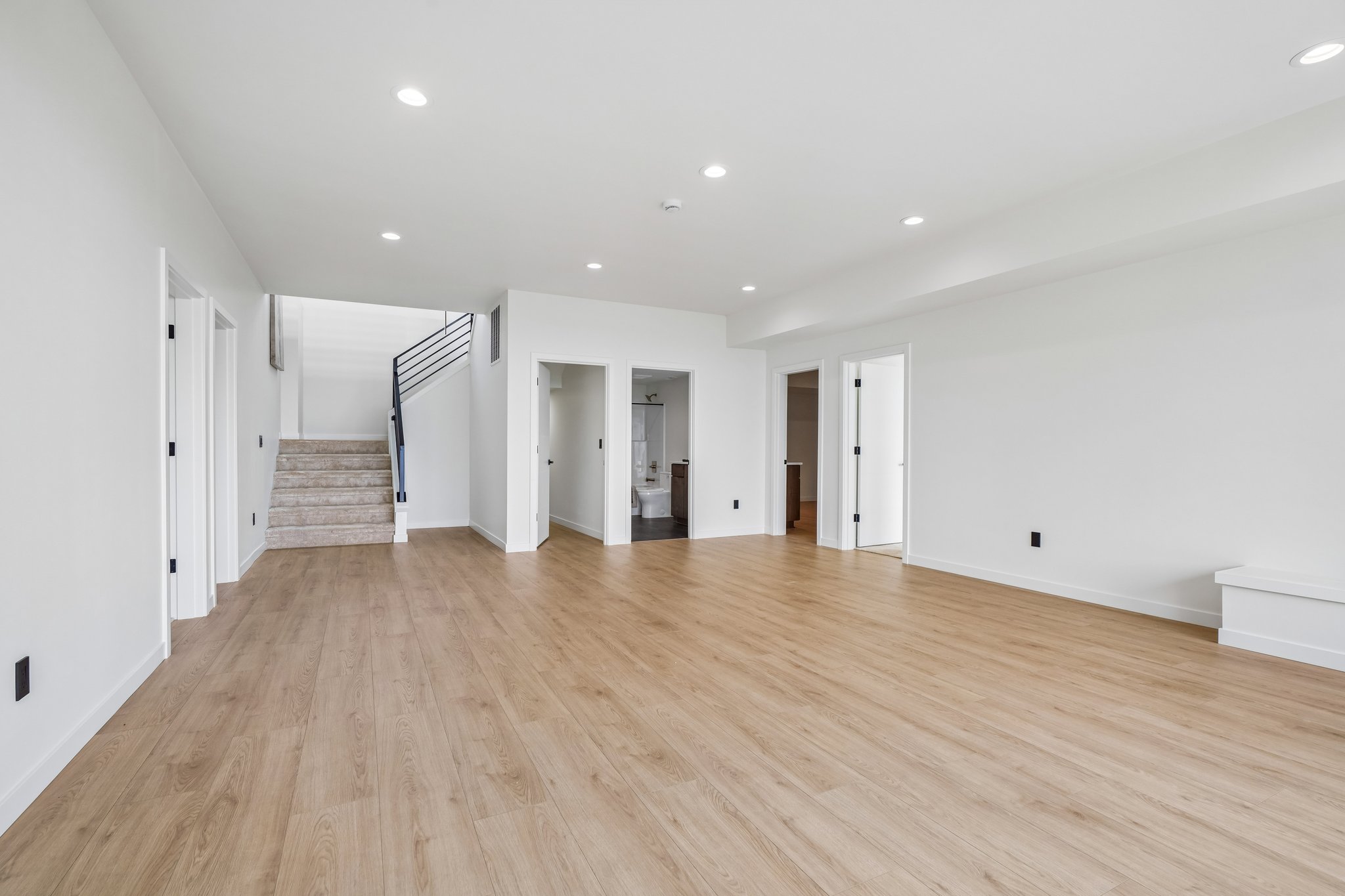 Anderson Dr-S1209-075.jpg