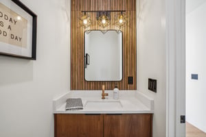 Anderson Dr-S1209-054.jpg