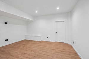 Anderson Dr-S1209-070.jpg