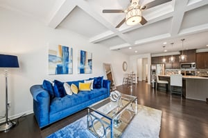 Avalon Sq-S0907-006.jpg