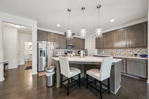 Avalon Sq-S0907-016.jpg