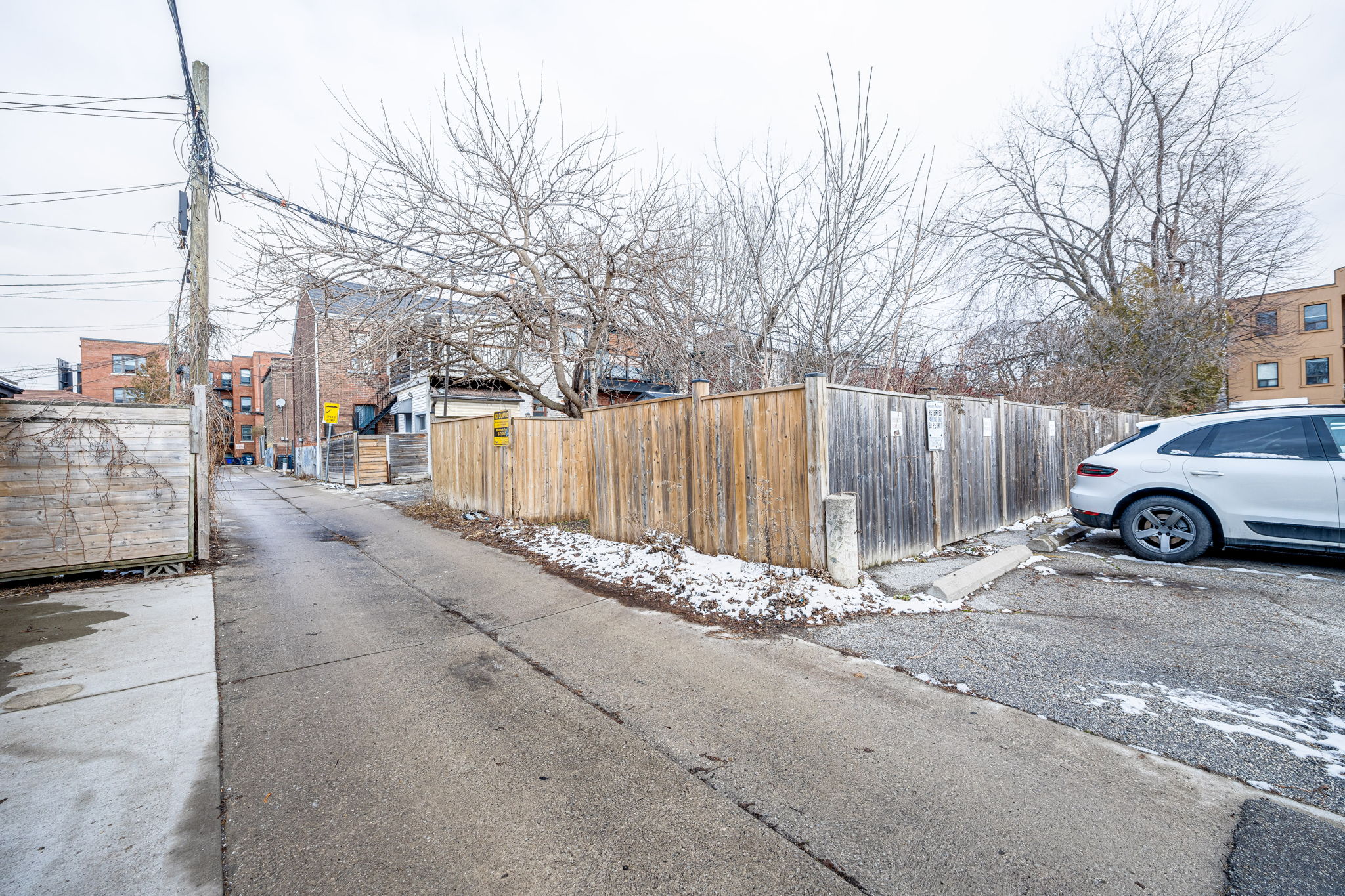 Toronto property showcase — delivered property photograph 41