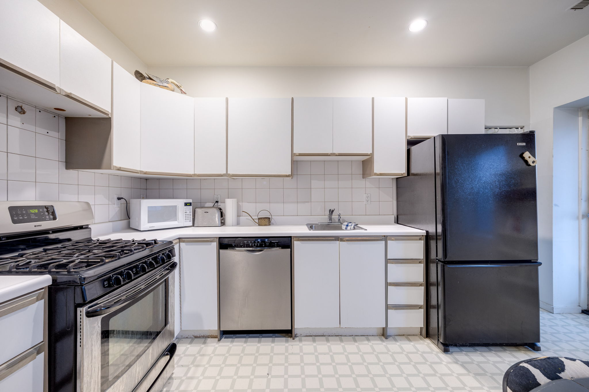Toronto property showcase — delivered property photograph 45