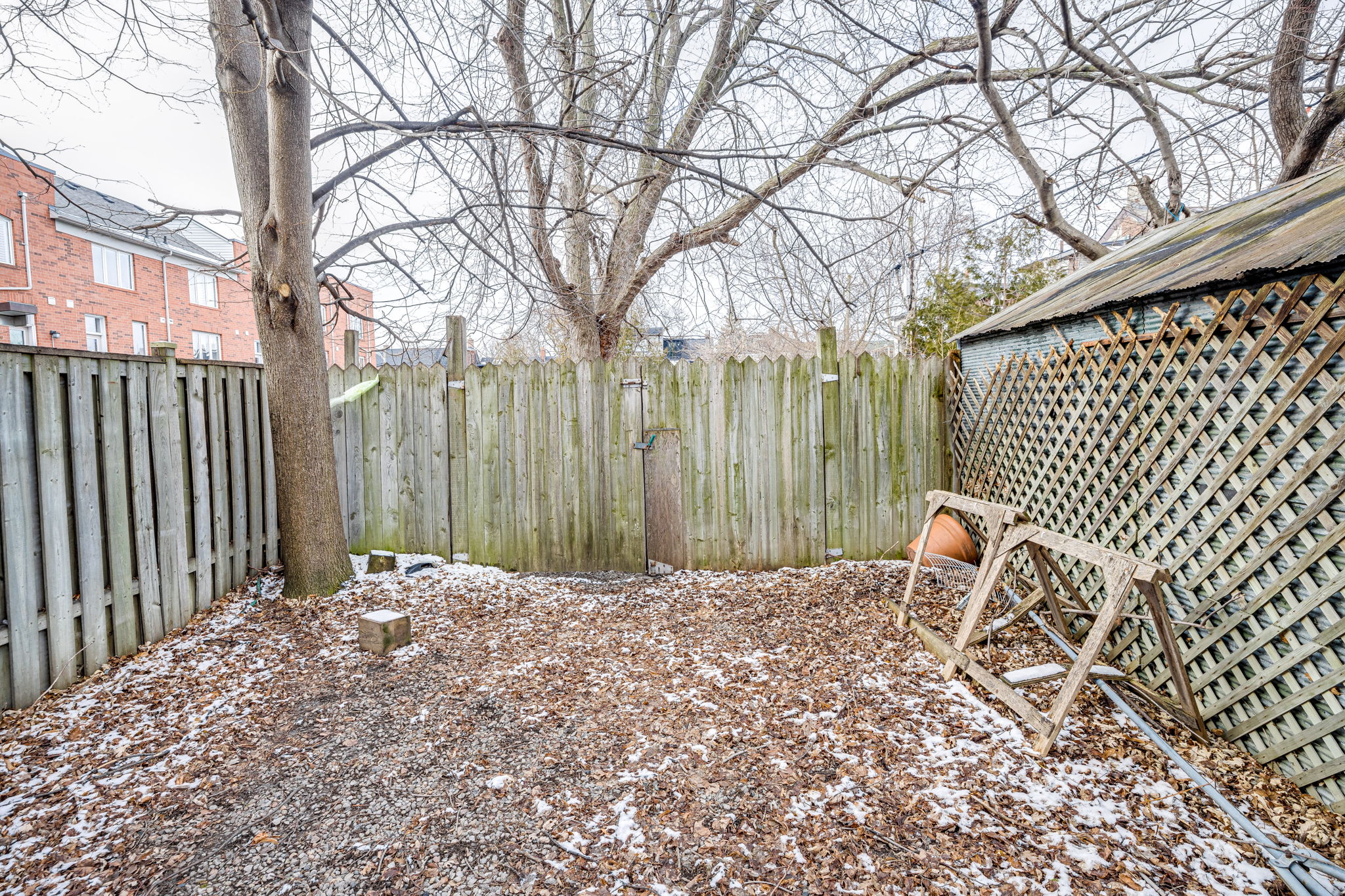 Toronto property showcase — delivered property photograph 32