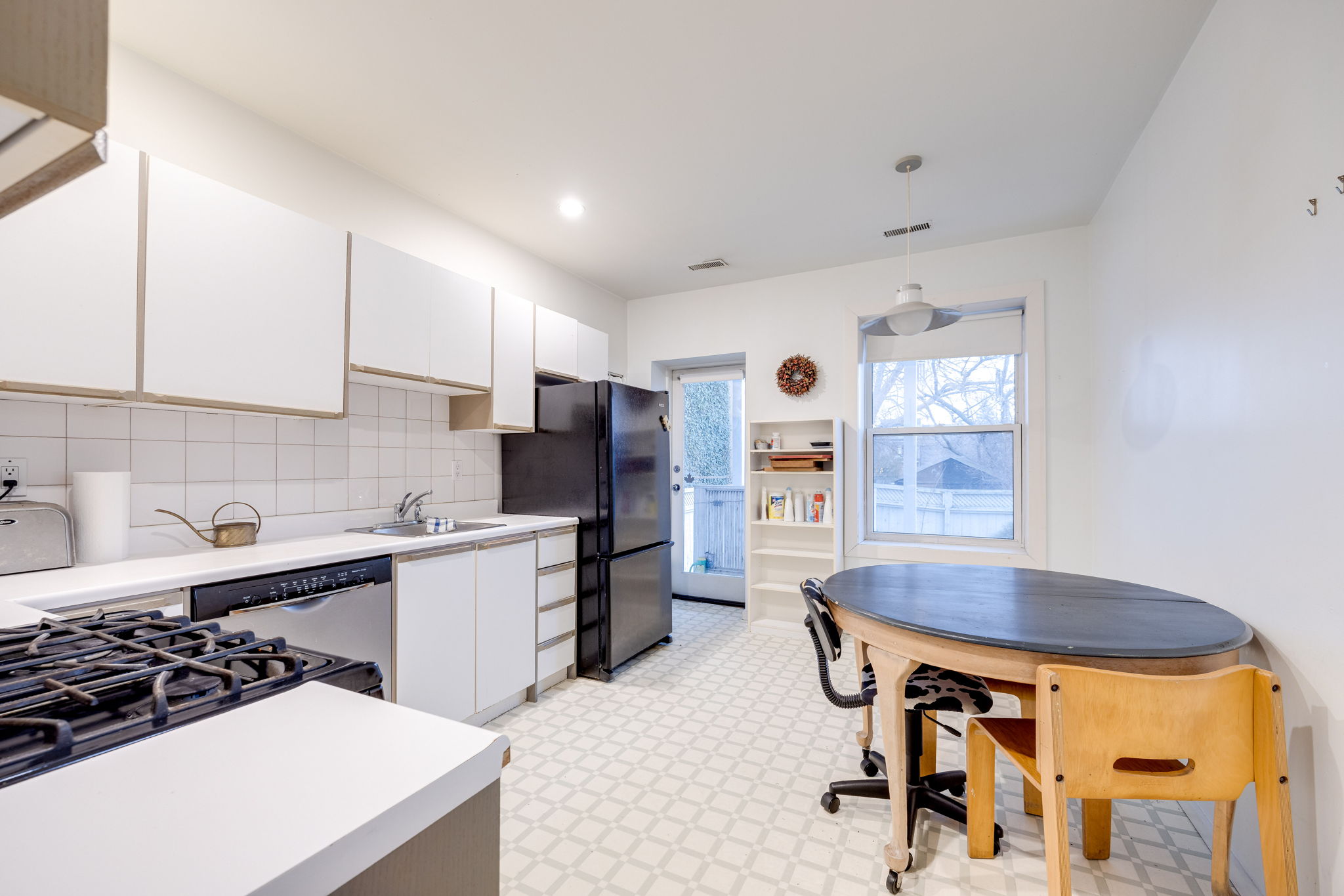 Toronto property showcase — delivered property photograph 44