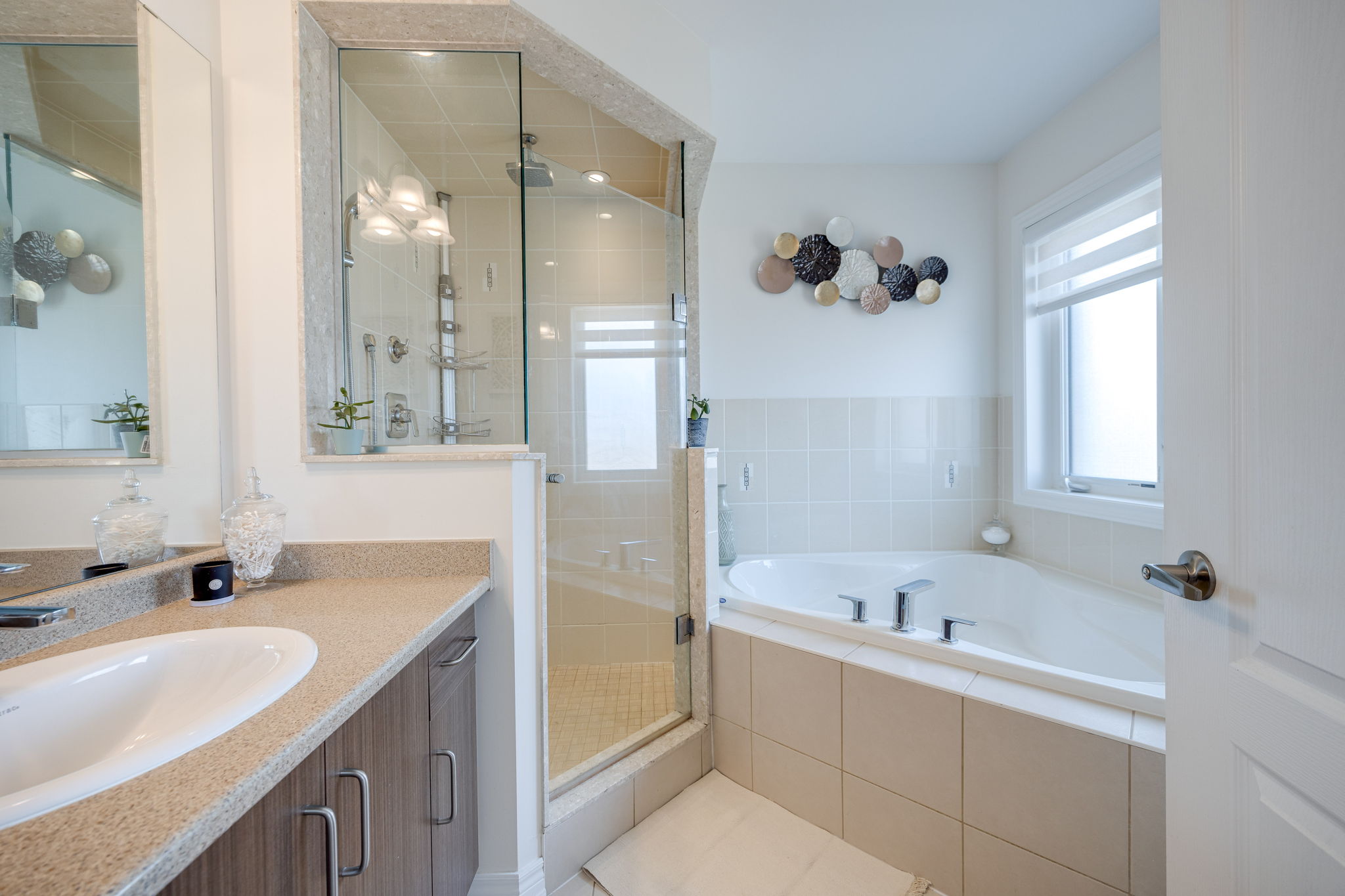 Newmarket property showcase — delivered property photograph 35