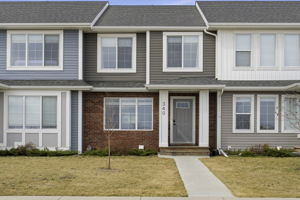  Photo 0