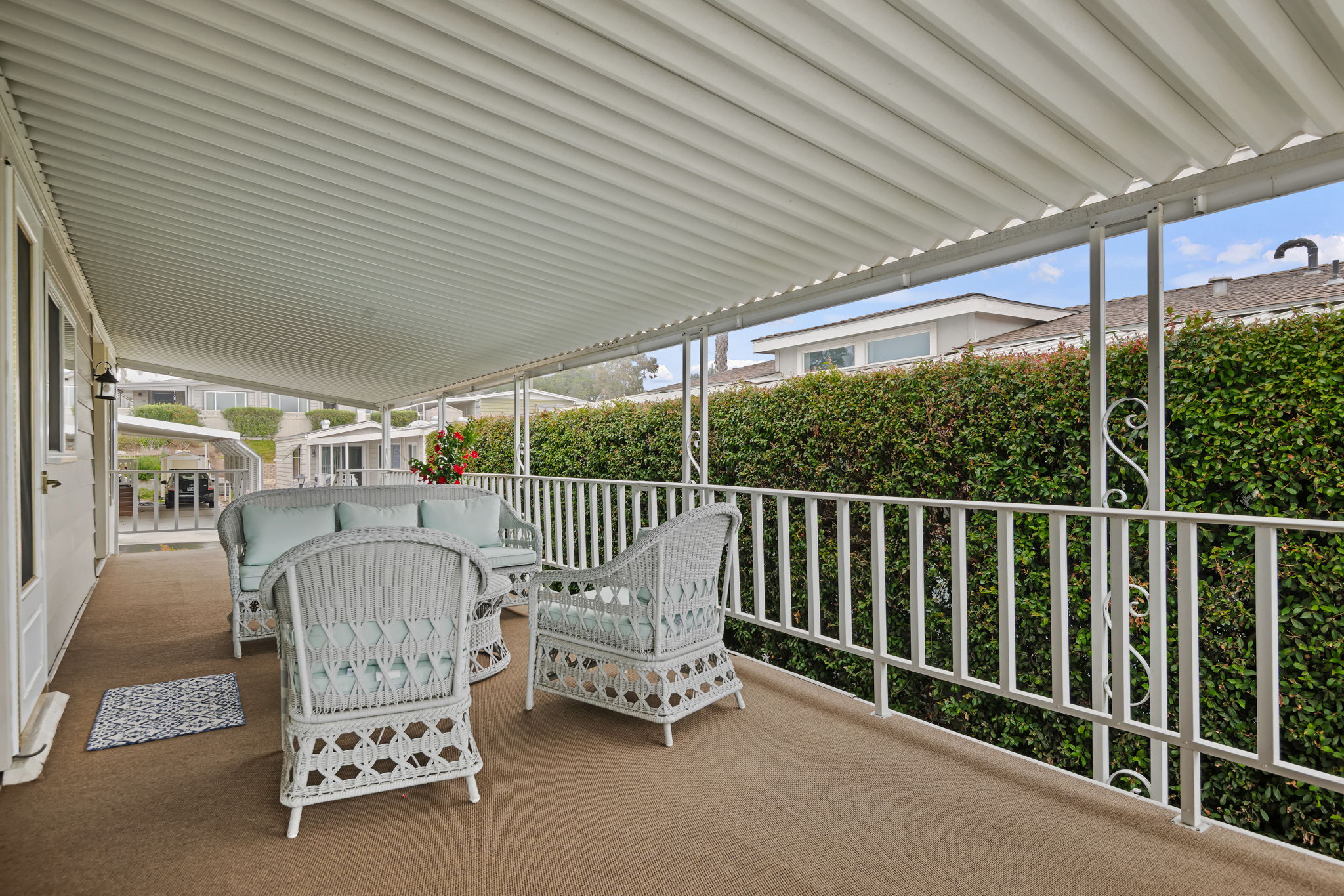 06-Porch