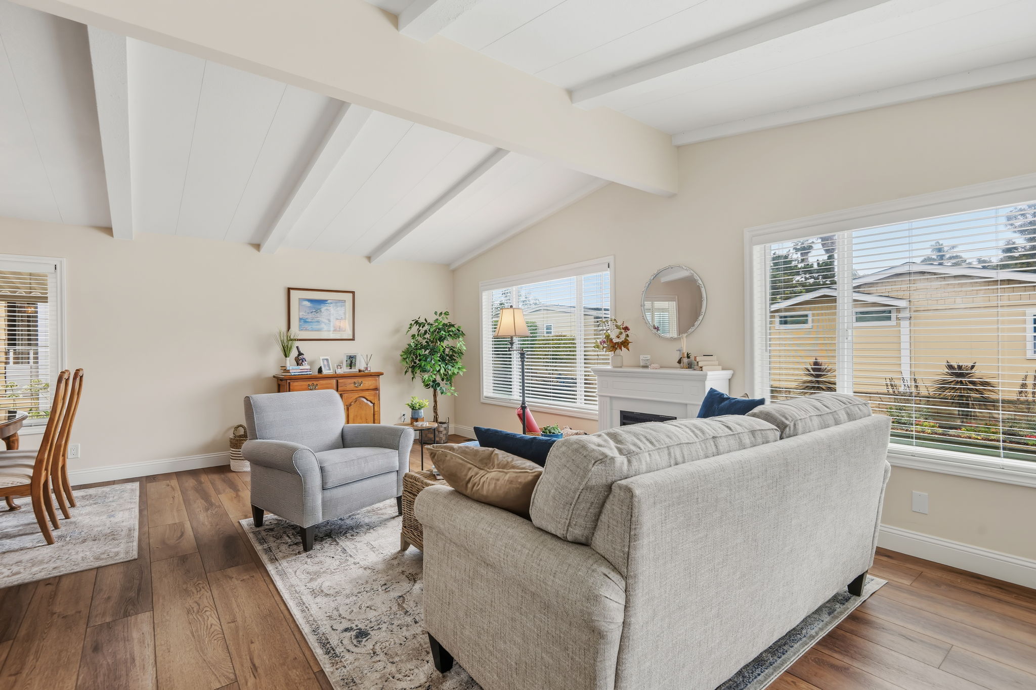 07-Living Room