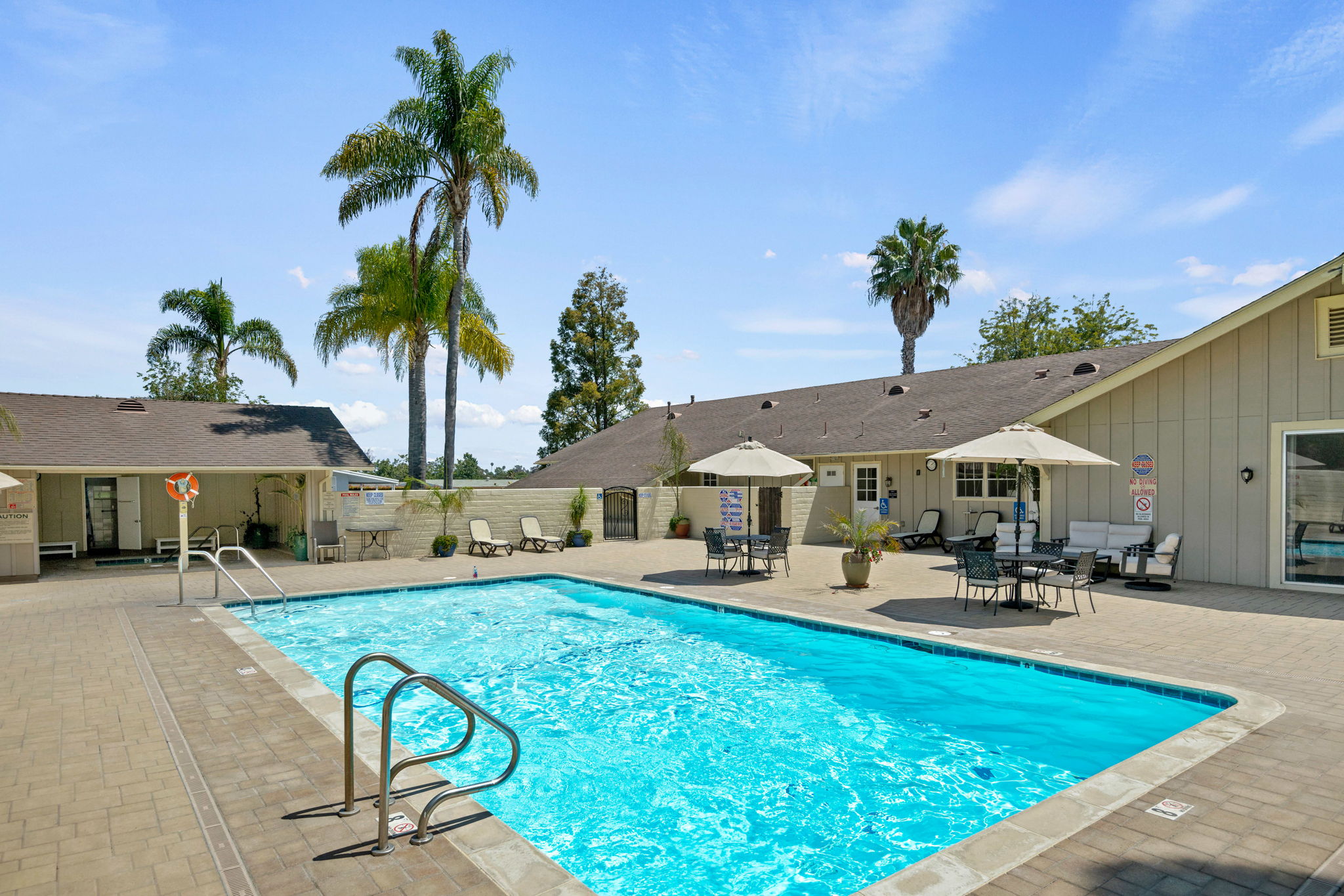 32-San Vicente Clubhouse Pool