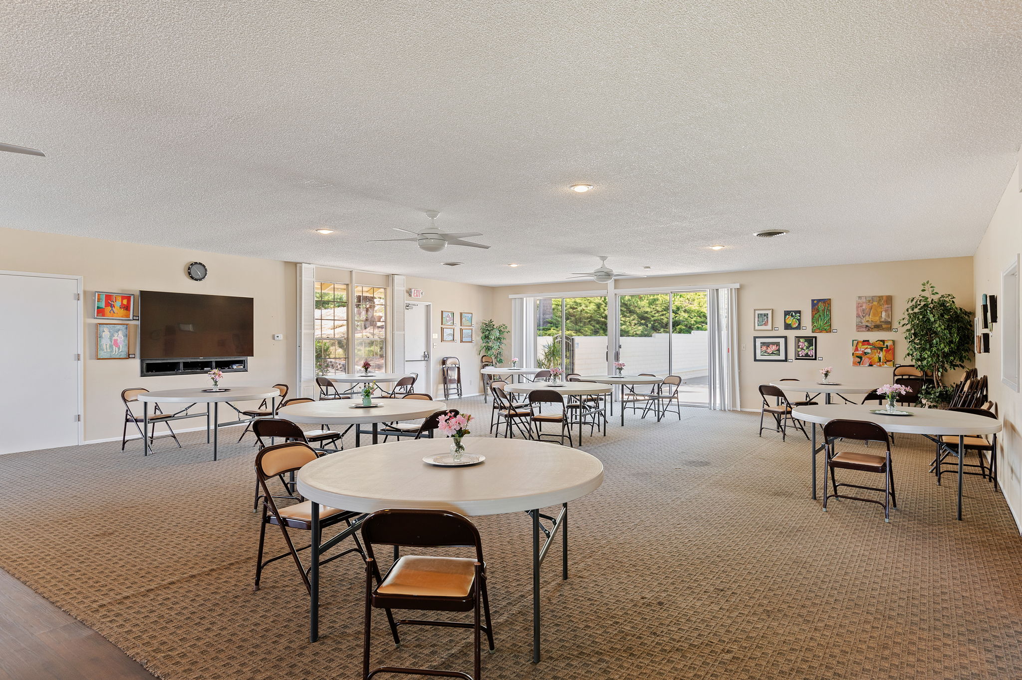 36-San Vicente Rec Room