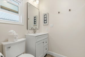 25-Bathroom 2
