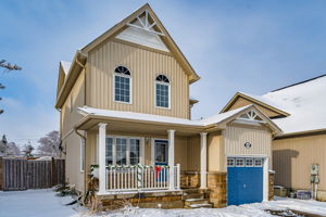  340 Orvis Crescent, Shelburne, ON L0N 1S2, US Photo 2