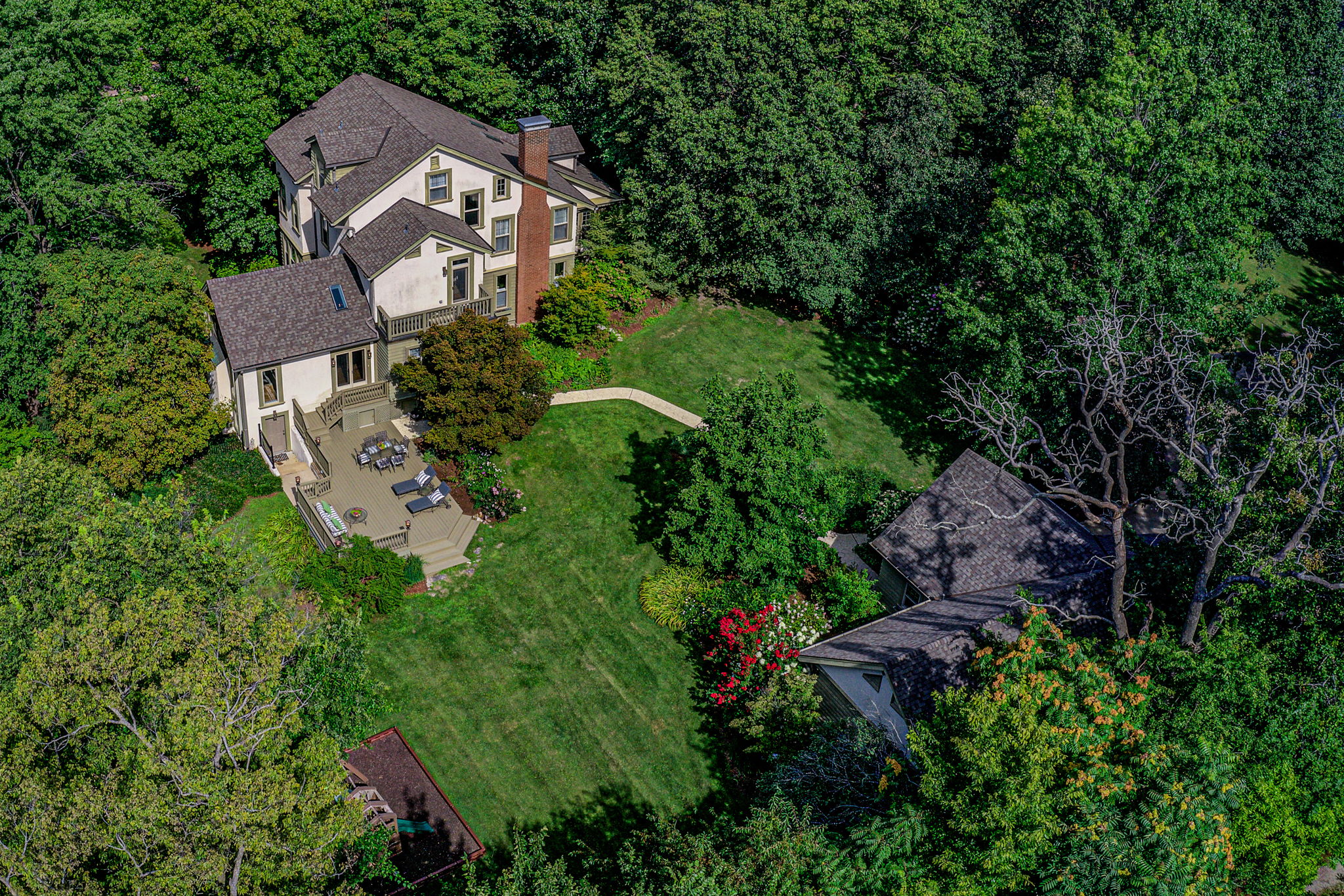 340 S Elm Avenue, Webster Groves, MO 63119, US