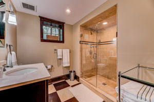 Lower Level Full Bath