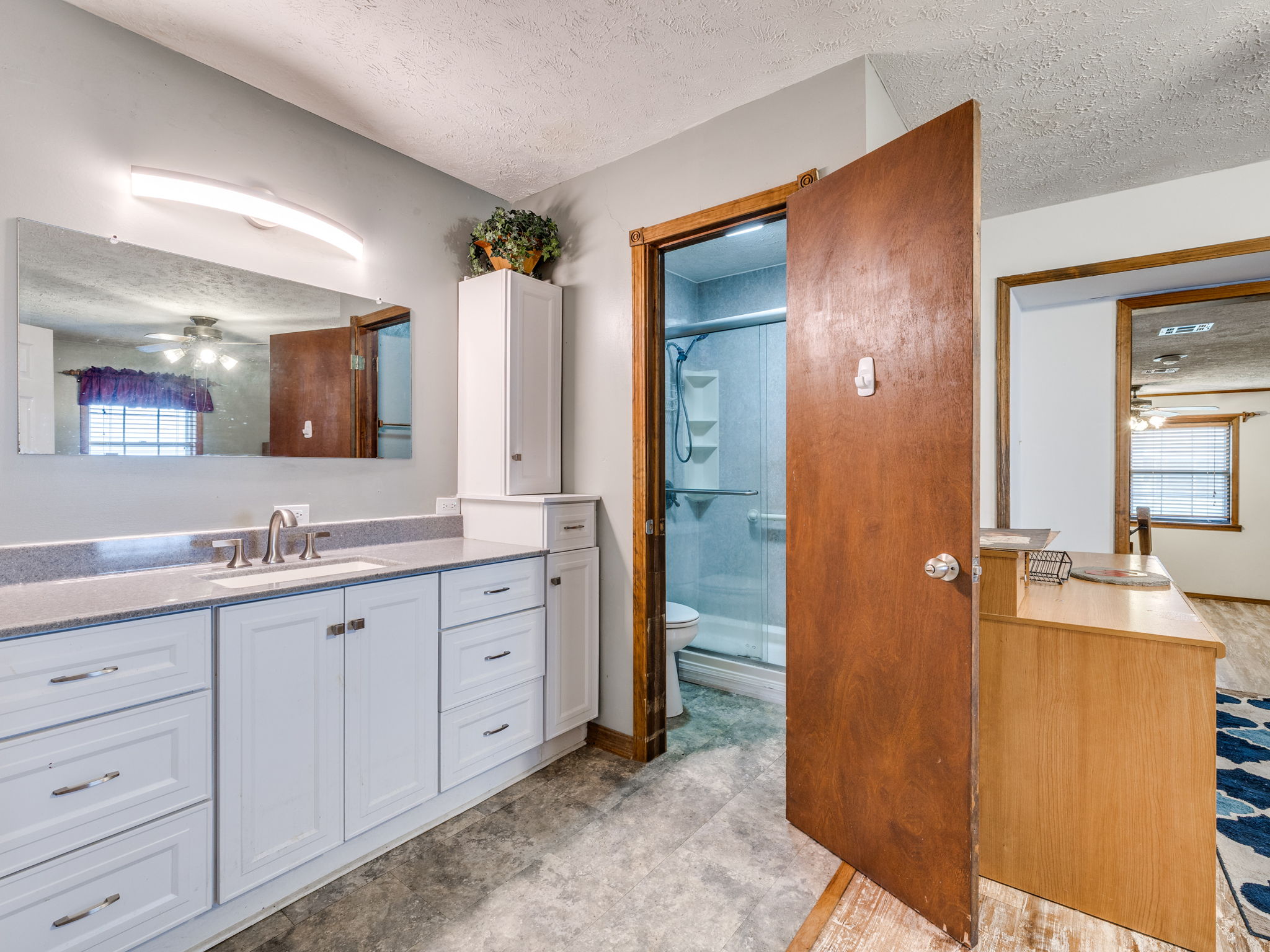  Photo 34