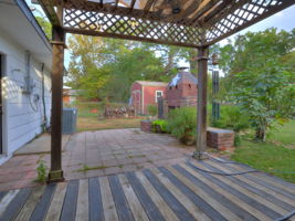  Photo 42