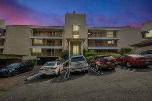  Photo 0