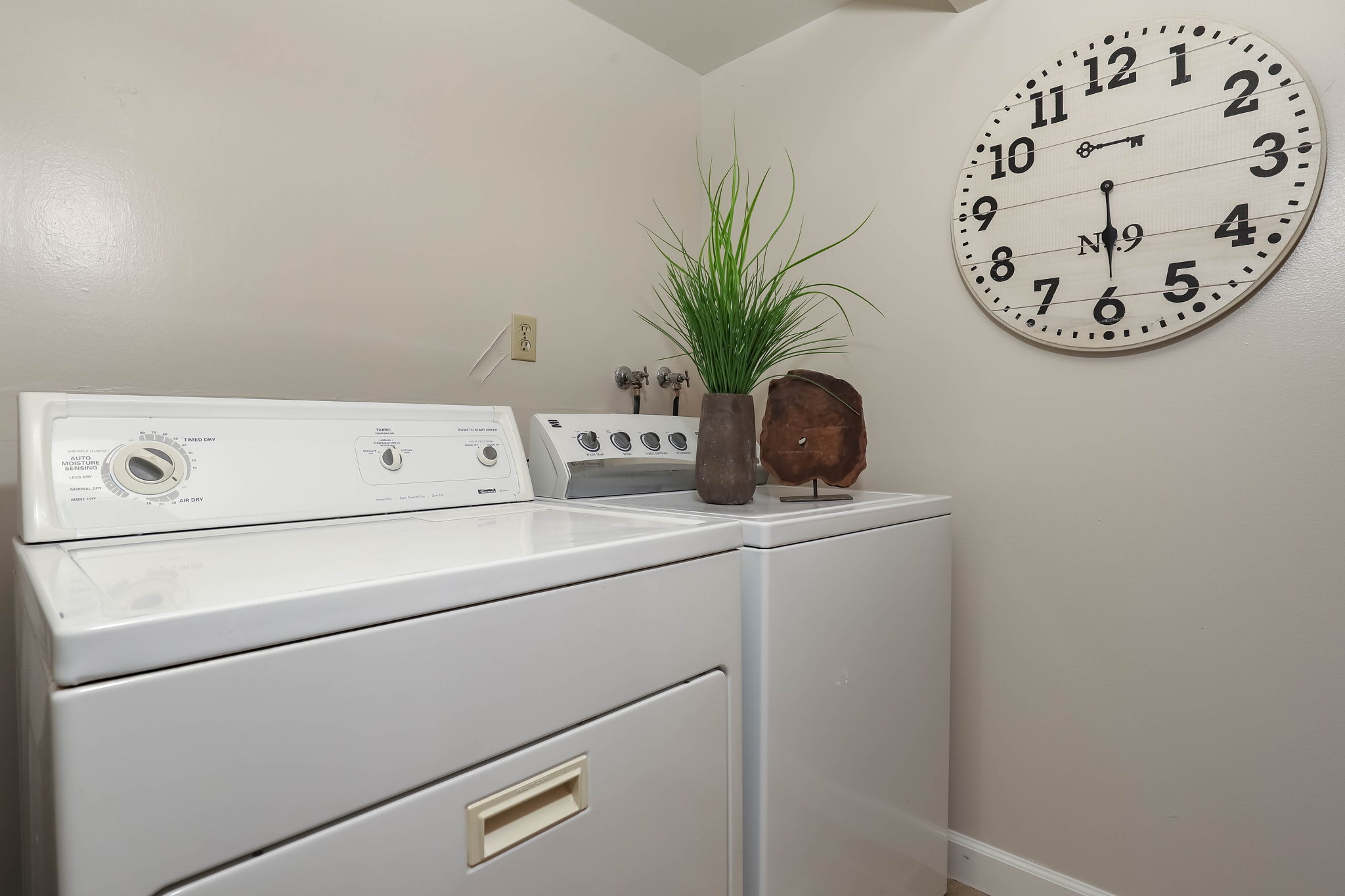 340 Wildcroft Dr, Martinez, CA 94553, USA Photo 25